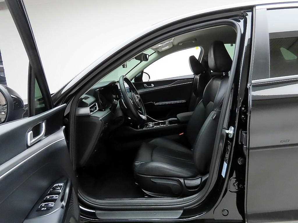 KIA K5 2022 Negro - Importación desde Corea - HF Imports Iquique - Foto 13