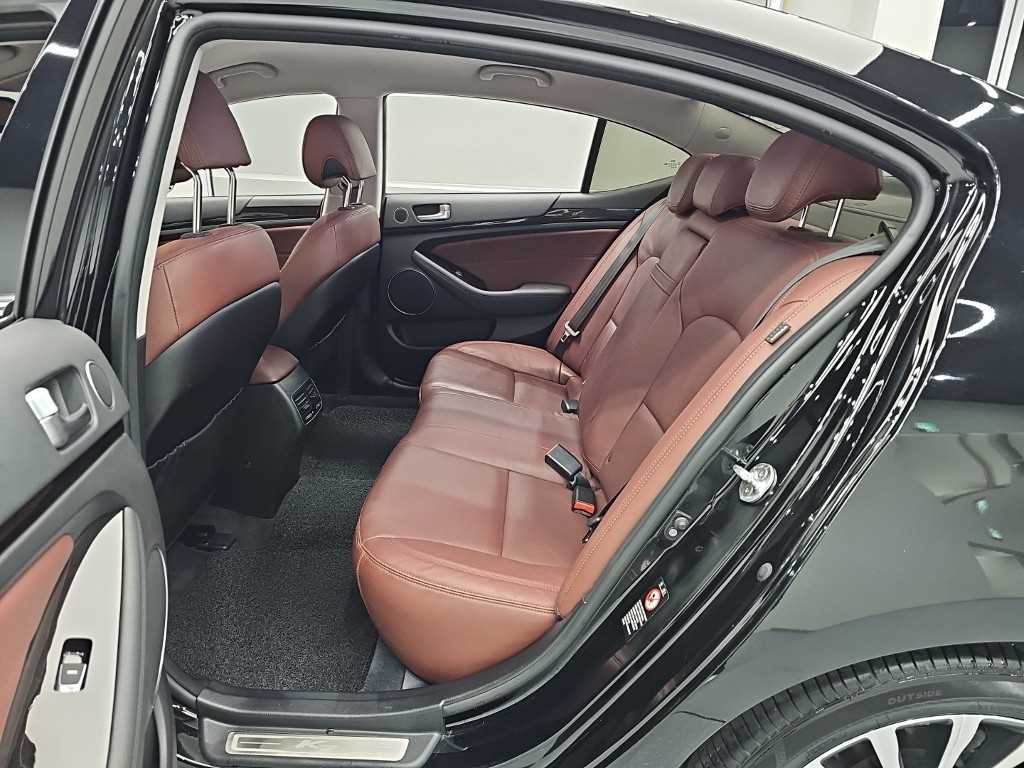 KIA K7 - Vista 12
