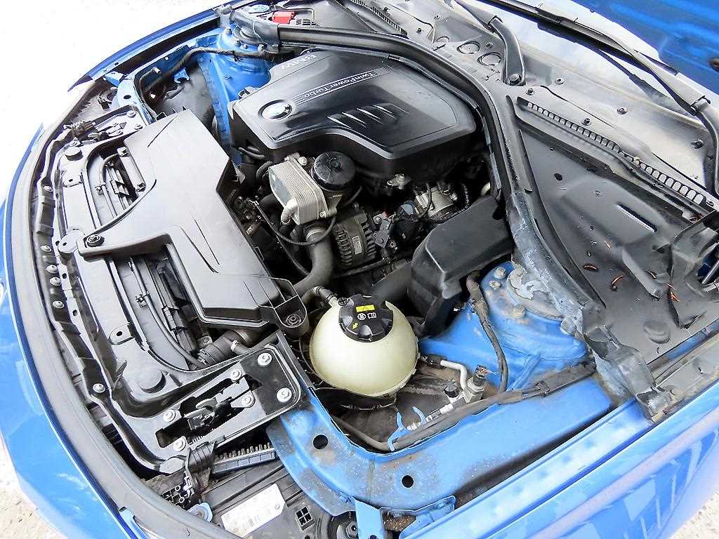 BMW 3 series 2017 Azul - Importación desde Corea - HF Imports Iquique - Foto 19