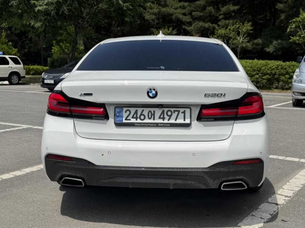 BMW 5 Series - Vista 3