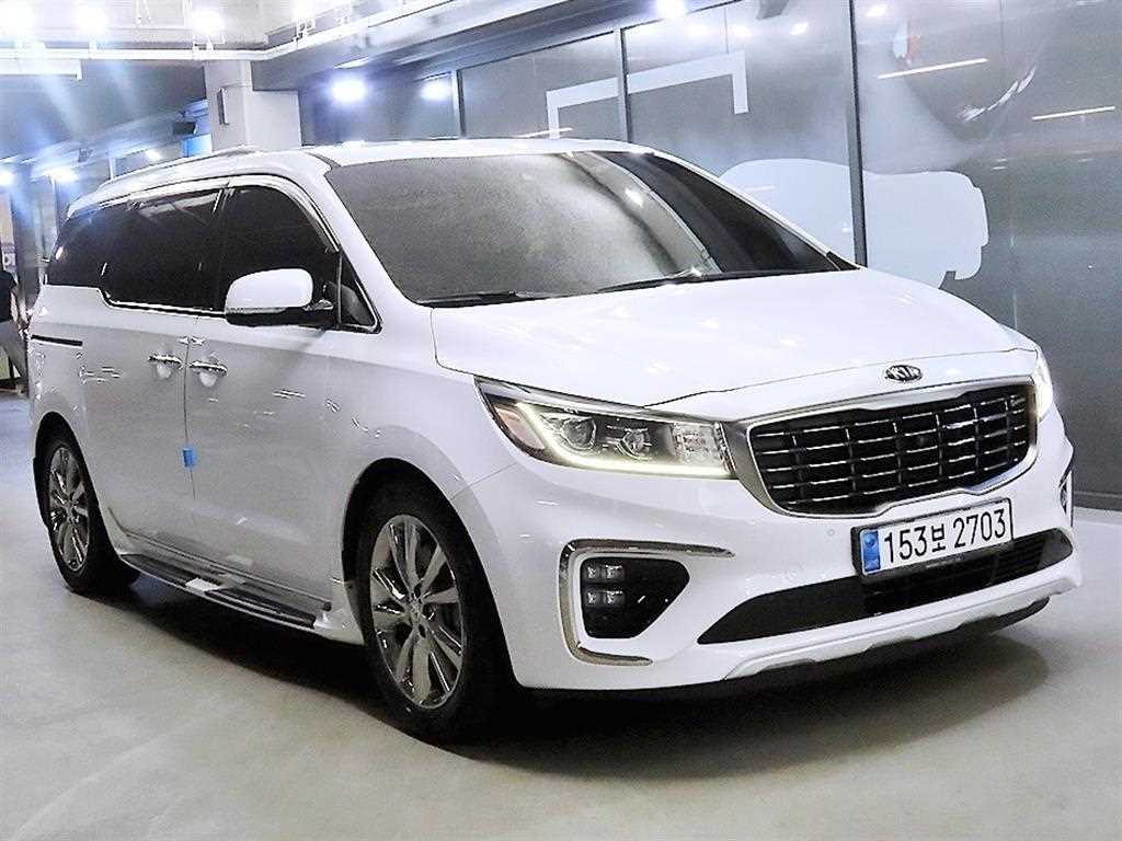 KIA Carnival 2019 Blanco - Importación desde Corea - HF Imports Iquique - Foto 1