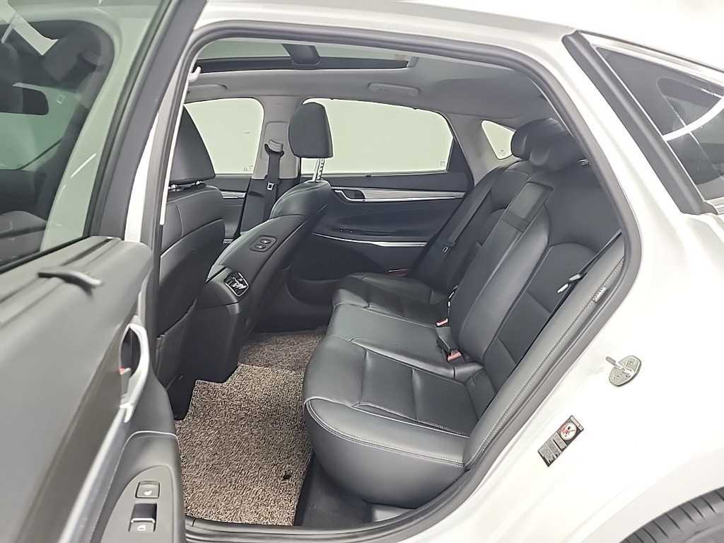 HYUNDAI Grandeur 2018 Blanco - Importación desde Corea - HF Imports Iquique - Foto 13