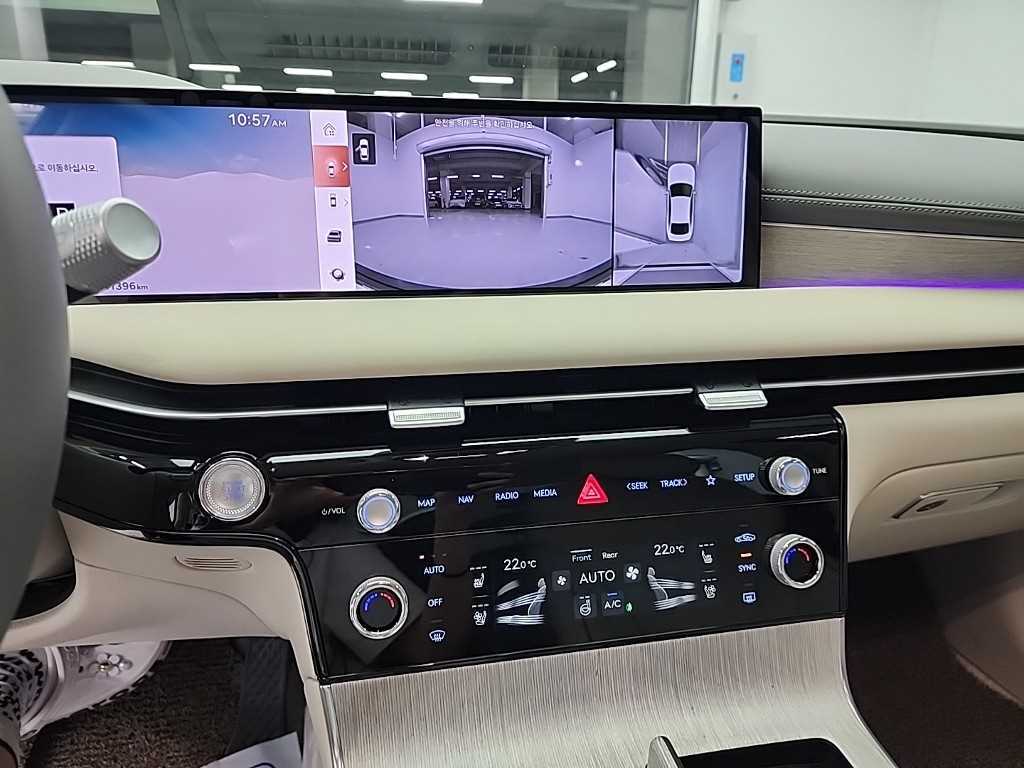 Genesis G80 - Vista 10