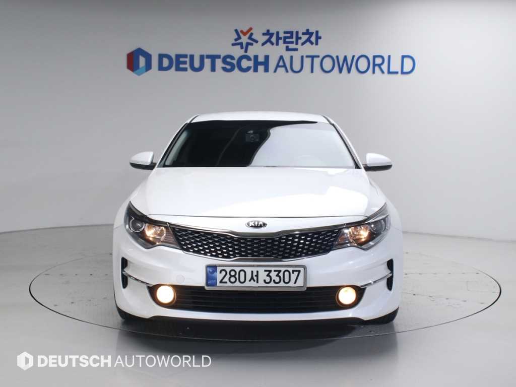 KIA K5 - Vista 3