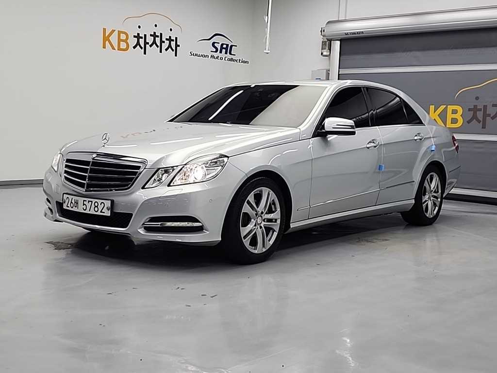 Mercedes Benz E class 2013 Plateado - Importación desde Corea - HF Imports Iquique - Foto 1
