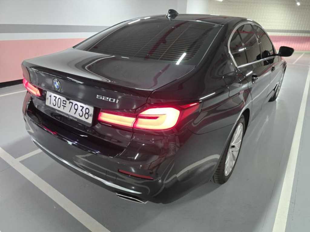 BMW 5 Series - Vista 4