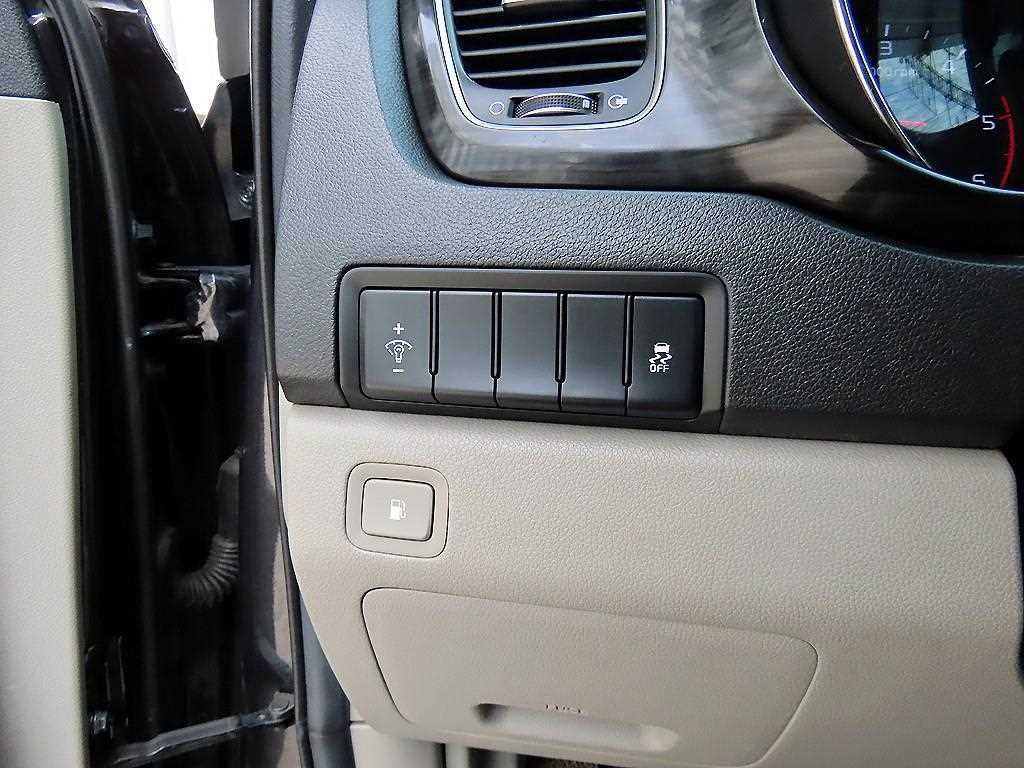 KIA Carnival 2019 Gris - Importación desde Corea - HF Imports Iquique - Foto 13