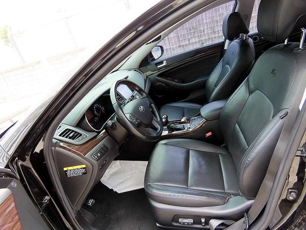 KIA K7 - Vista 5