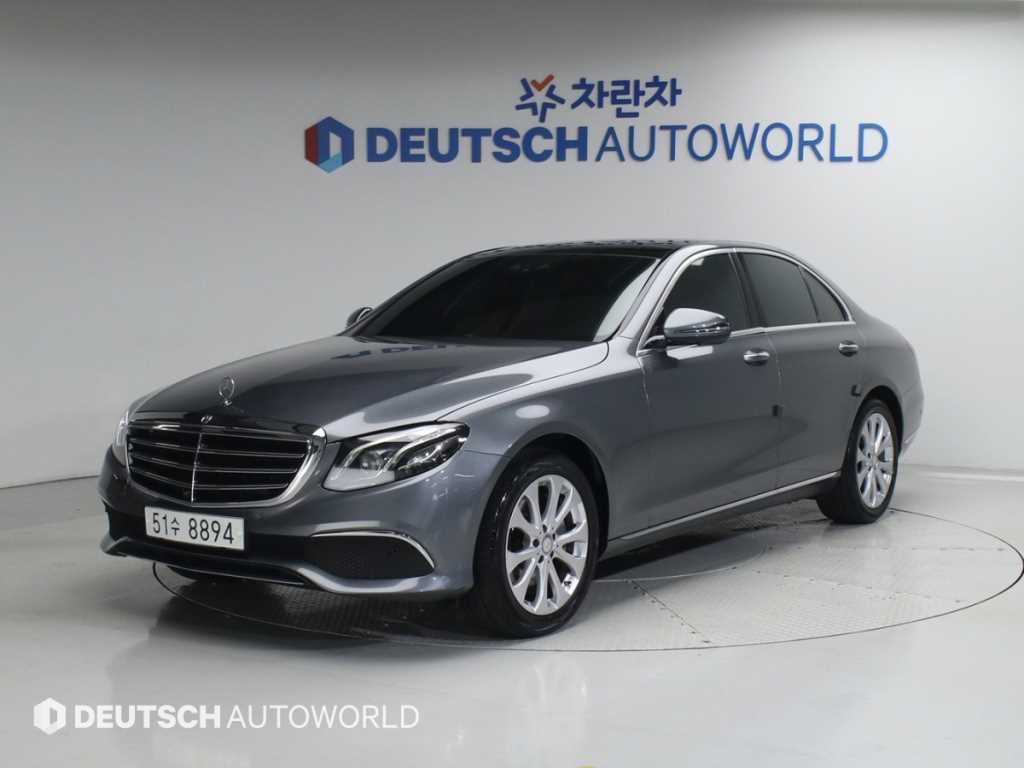 Mercedes Benz E class 2017 Gris - Importación desde Corea - HF Imports Iquique - Foto 1