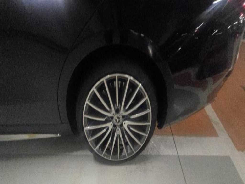 Mercedes Benz S Class - Vista 5
