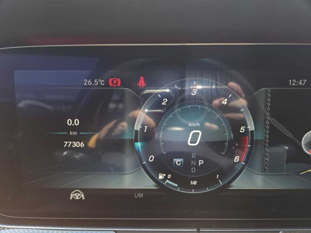 Mercedes Benz CLS Class - Vista 5