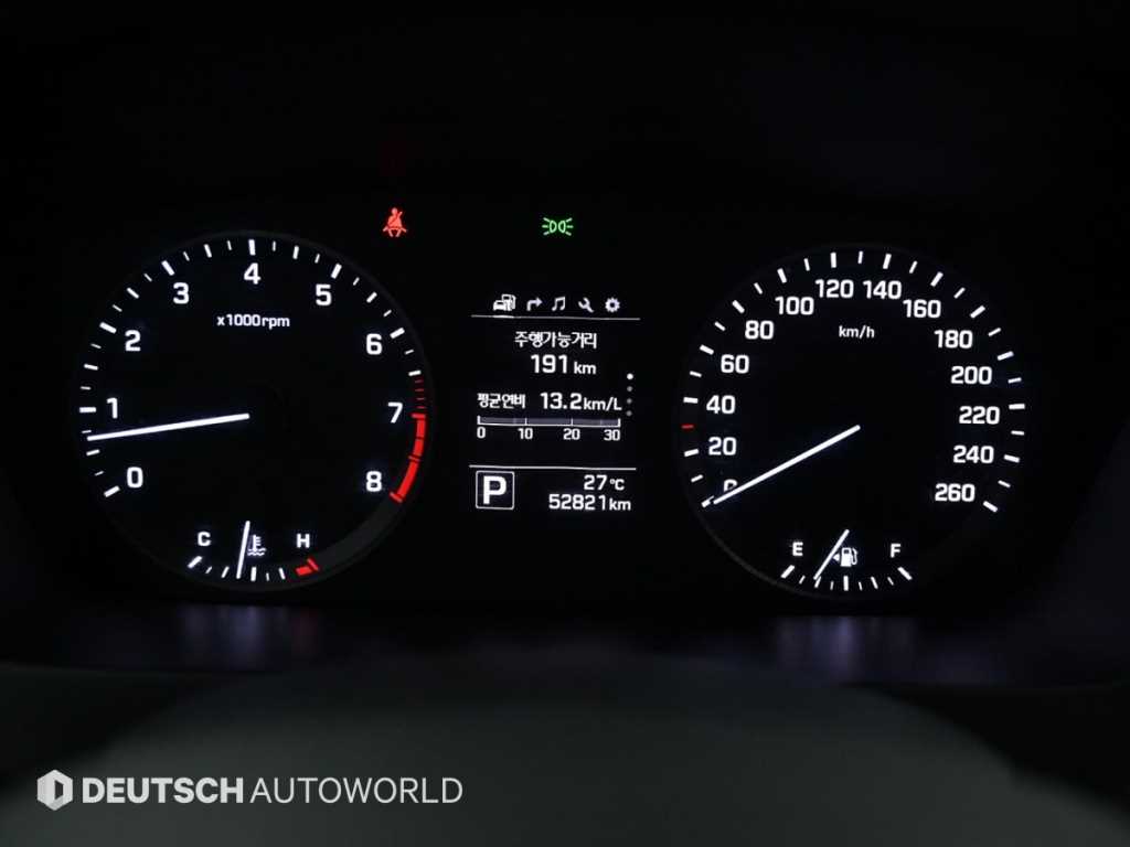 HYUNDAI Sonata - Vista 8
