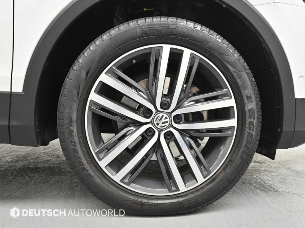 Volkswagen Tiguan - Vista 5