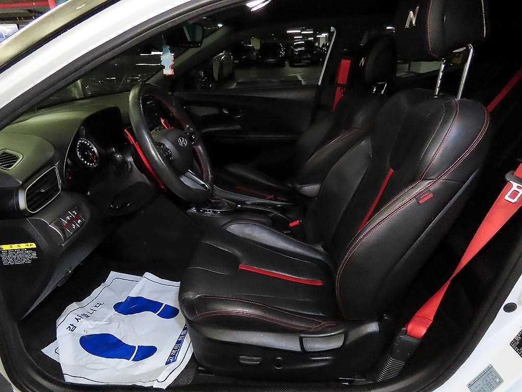 HYUNDAI Veloster - Vista 6