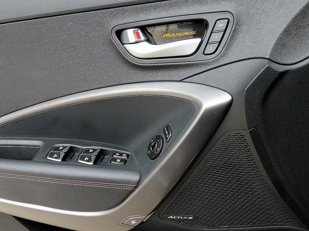 HYUNDAI Maxcruz - Vista 11