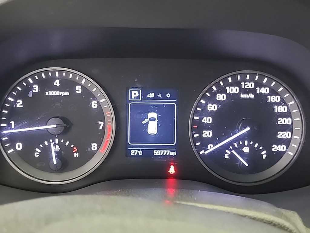 HYUNDAI Tucson - Vista 6