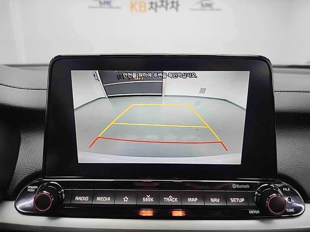 KIA K3 2019 Blanco - Importación desde Corea - HF Imports Iquique - Foto 16