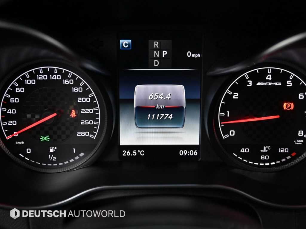 Mercedes Benz GLC Class - Vista 8