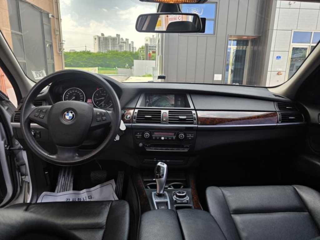 BMW X5 - Vista 9