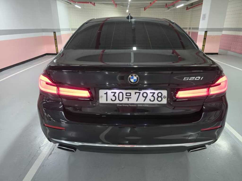 BMW 5 Series - Vista 3