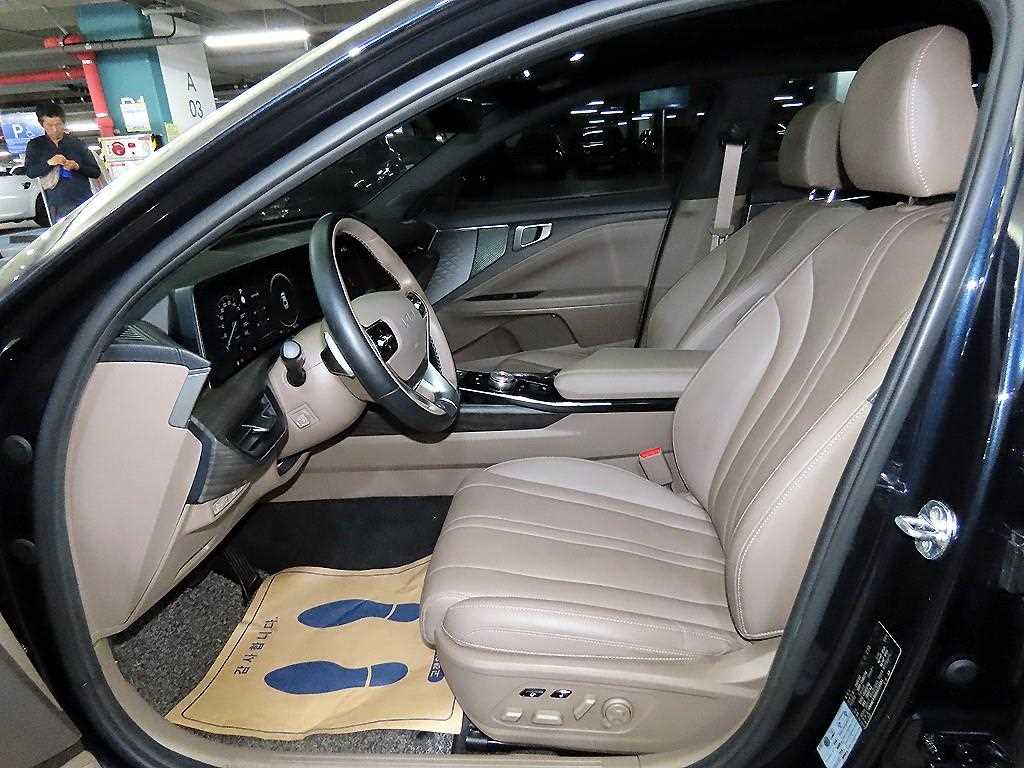 KIA K8 - Vista 6