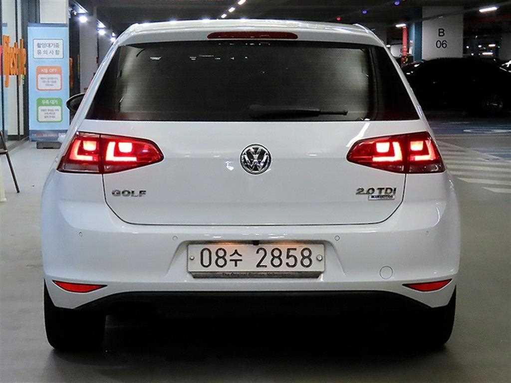 Volkswagen Golf - Vista 5