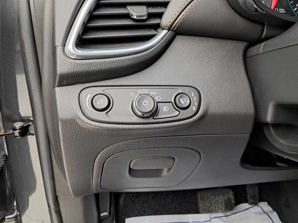 Chevrolet Trax 2017 Gris - Importación desde Corea - HF Imports Iquique - Foto 13