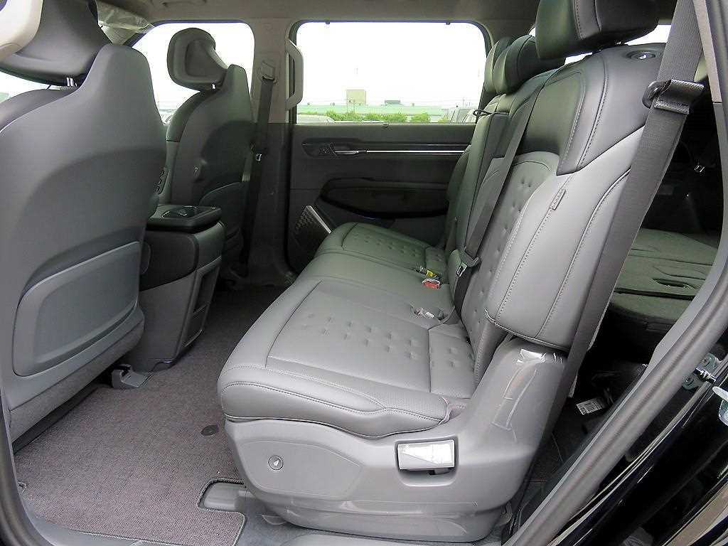KIA EV9 - Vista 6
