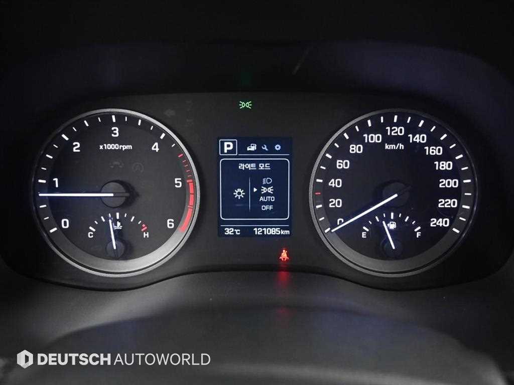 HYUNDAI Tucson - Vista 8