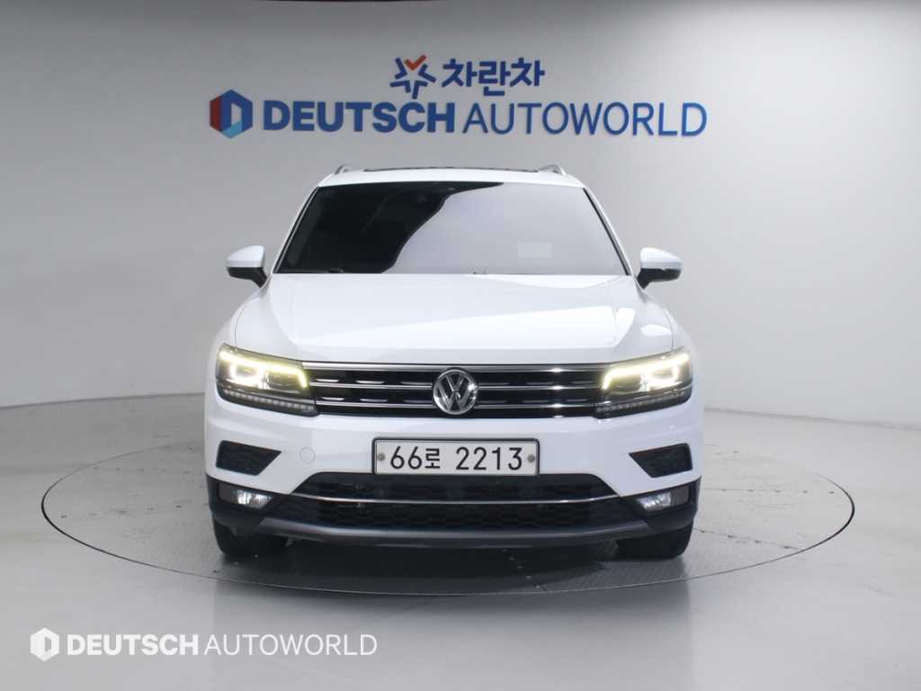 Volkswagen Tiguan - Vista 3