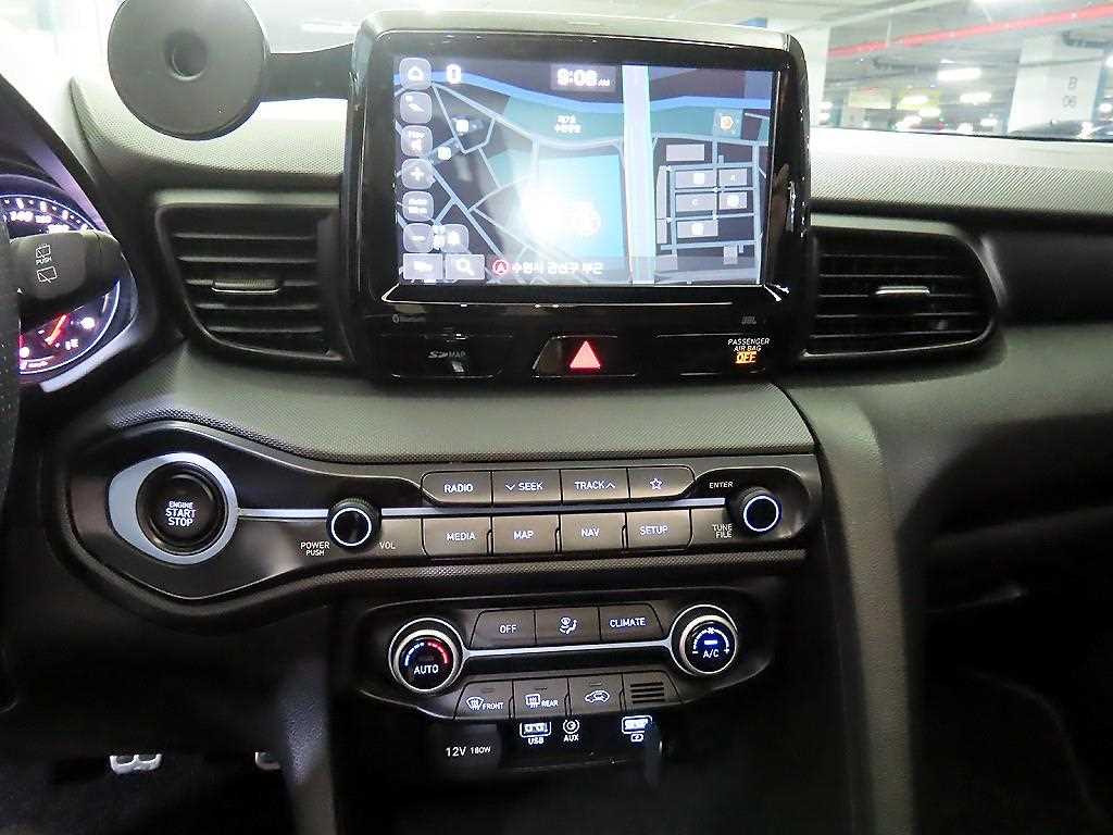 HYUNDAI Veloster - Vista 11