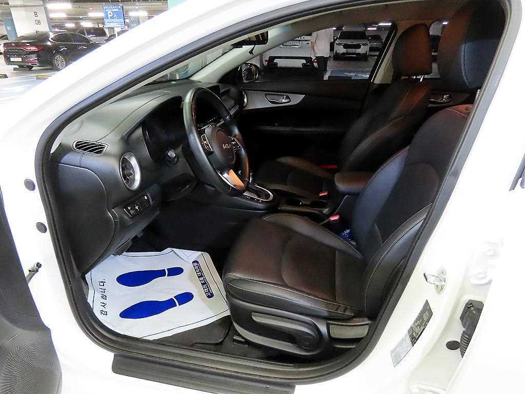 KIA K3 - Vista 6