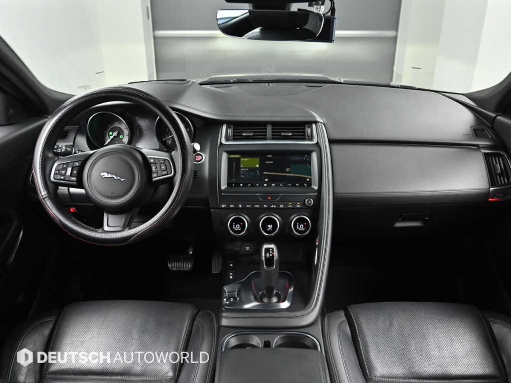 Jaguar E-PACE - Vista 7