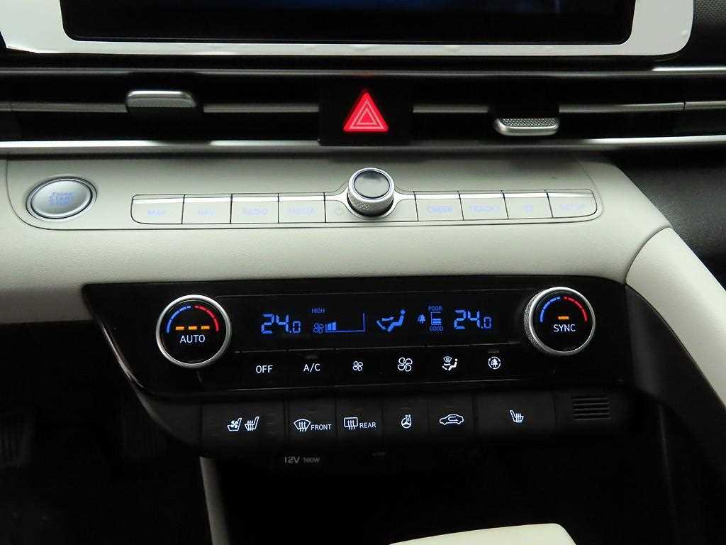 HYUNDAI Avante - Vista 9