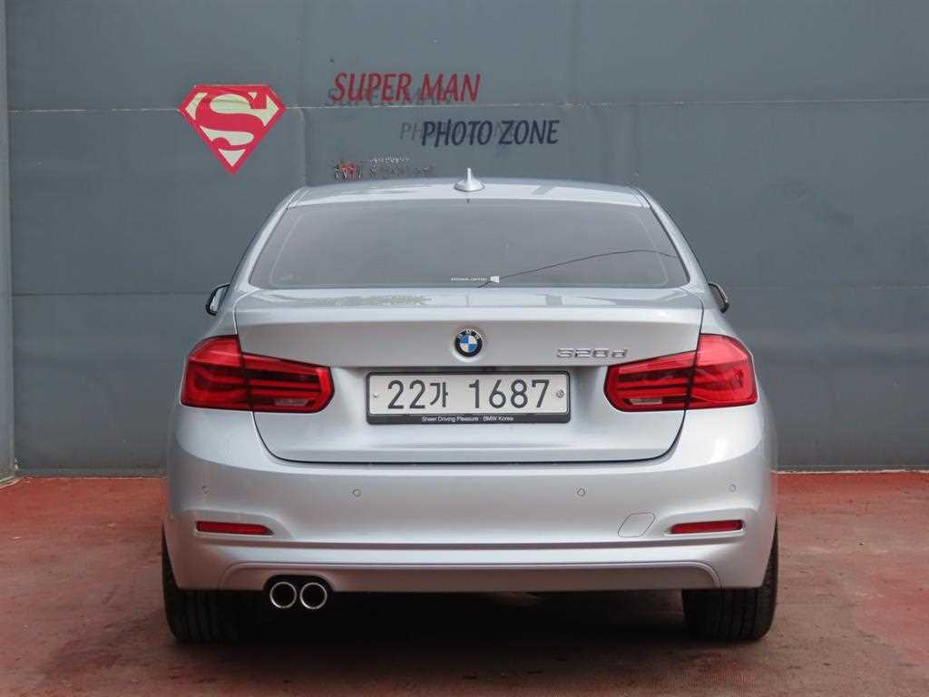 BMW 3 series - Vista 4