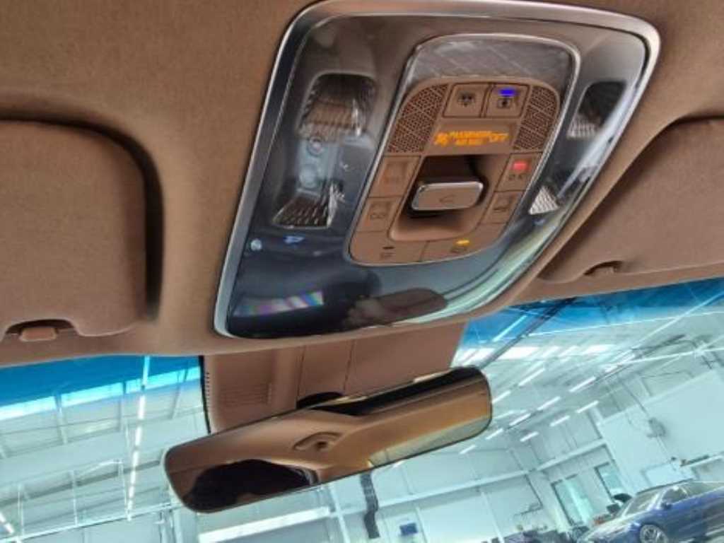 Genesis G80 - Vista 4