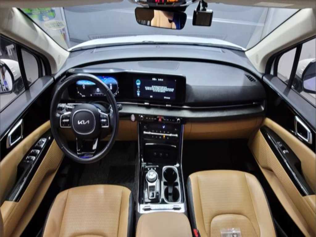 KIA Carnival - Vista 4