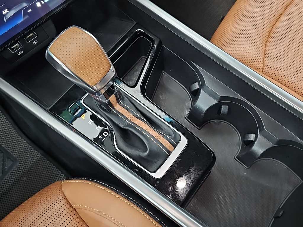 Ssangyong Torres - Vista 8