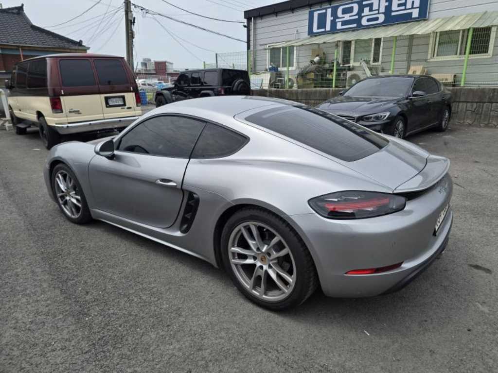 Porsche 718 - Vista 2