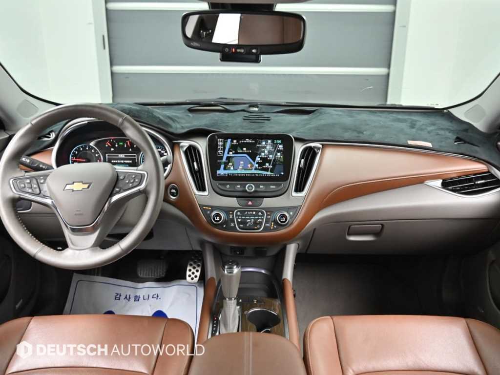 Chevrolet Malibu - Vista 7