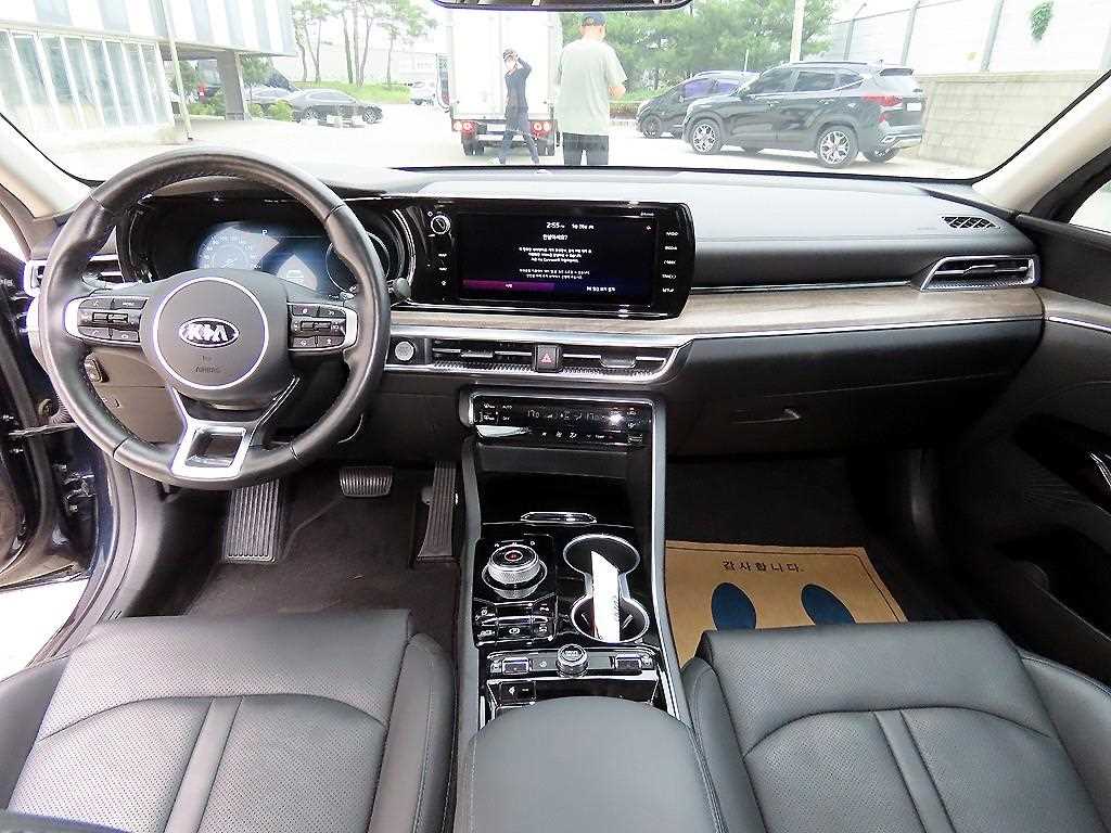KIA K5 - Vista 7