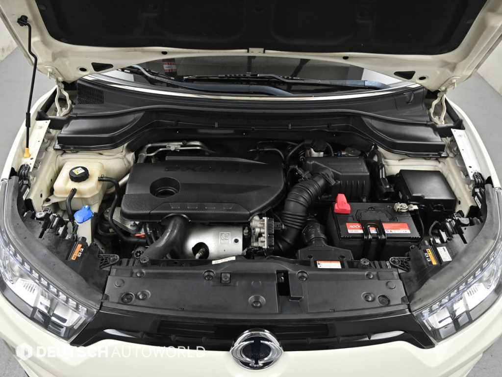 Ssangyong Tivoli - Vista 6