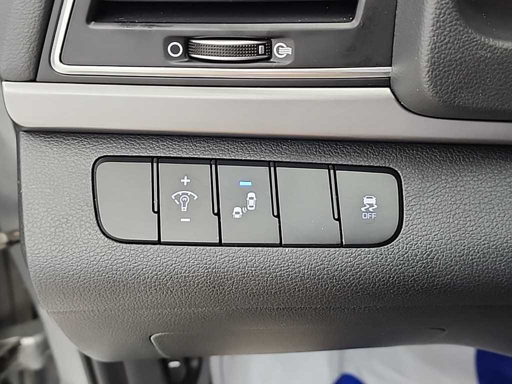 HYUNDAI Avante 2017 Gris - Importación desde Corea - HF Imports Iquique - Foto 16