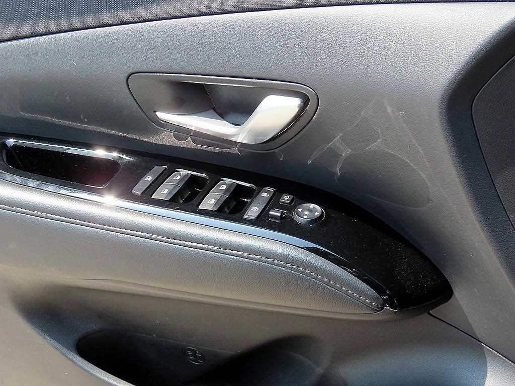 HYUNDAI Tucson - Vista 11
