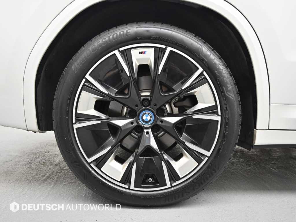 BMW iX3 - Vista 5
