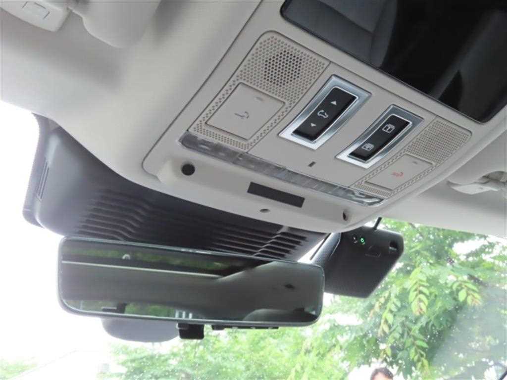 Land Rover Range Rover Bike - Vista 9
