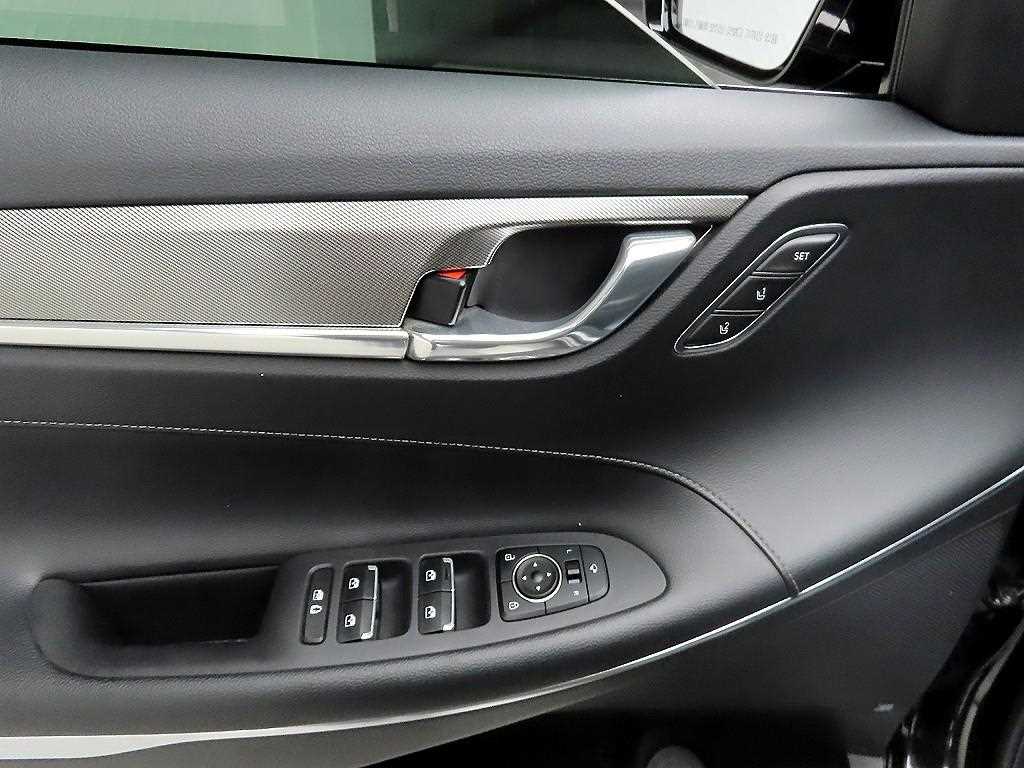 HYUNDAI Grandeur - Vista 11