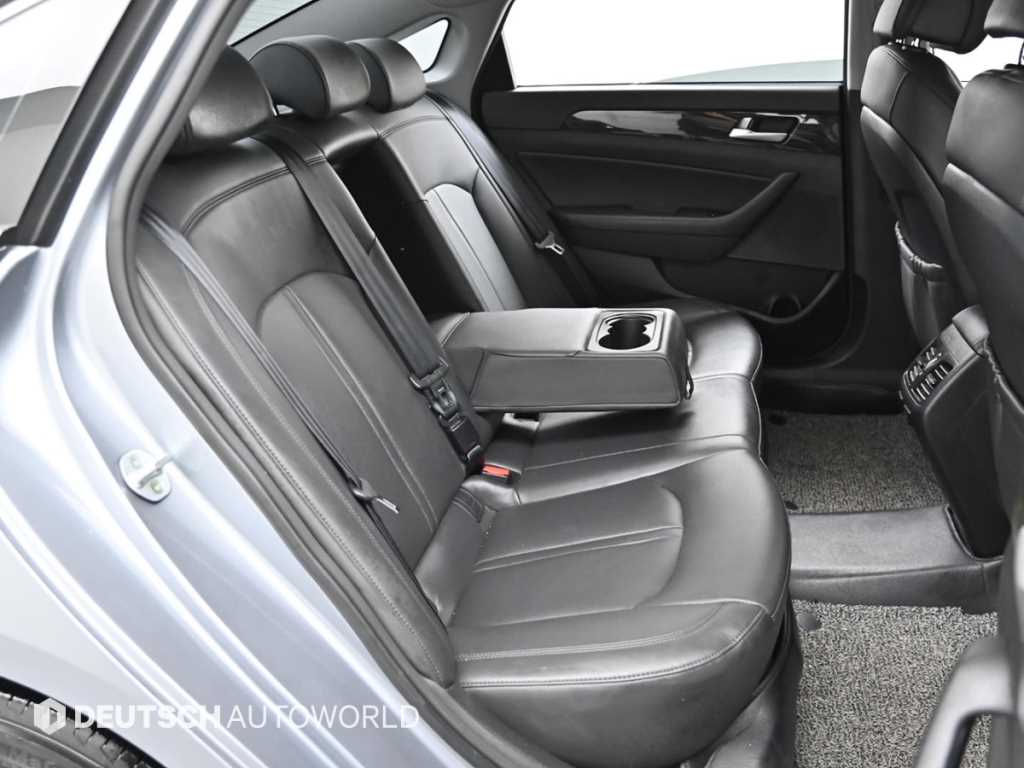 HYUNDAI Sonata - Vista 12