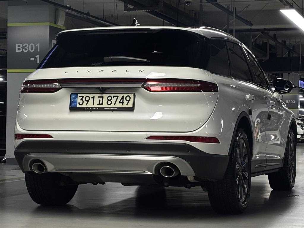 Lincoln Corsair - Vista 4
