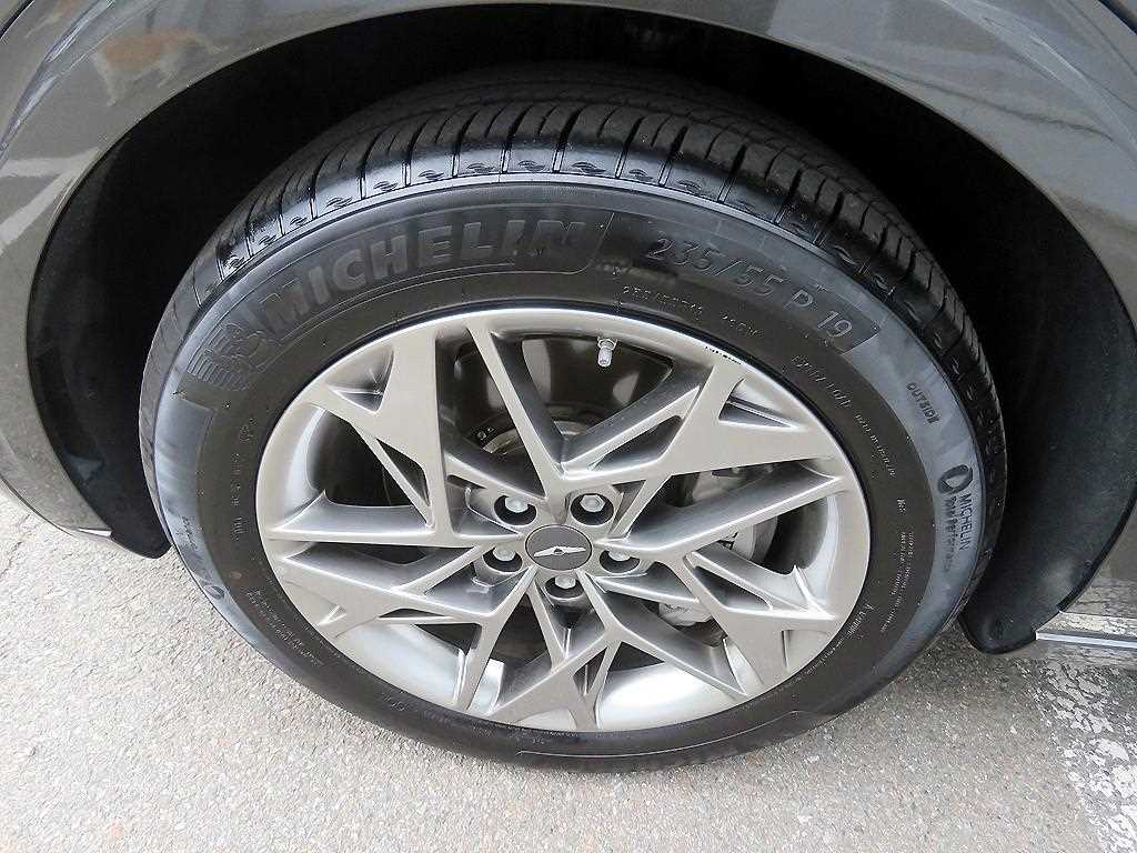 Genesis GV70 2024 Gris - Importación desde Corea - HF Imports Iquique - Foto 20